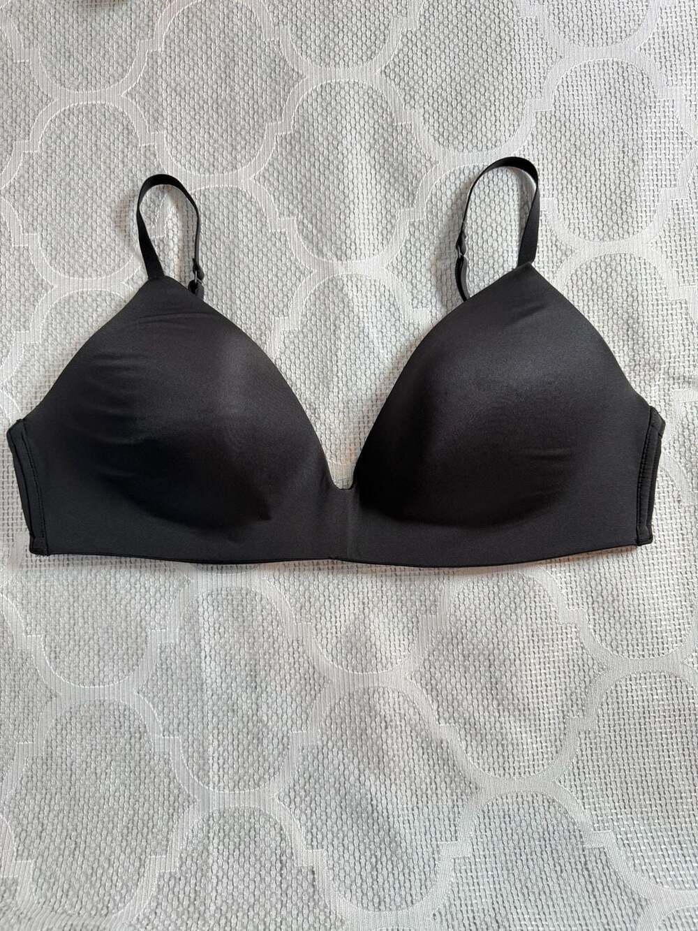 Skims Smooth Papped Bra Size 32DD Black